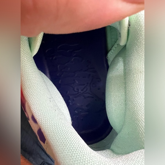 Like New, Size 9 - Jordan Zion 3 Mud, Sweat and Tears with Box - Picture 13 of 15